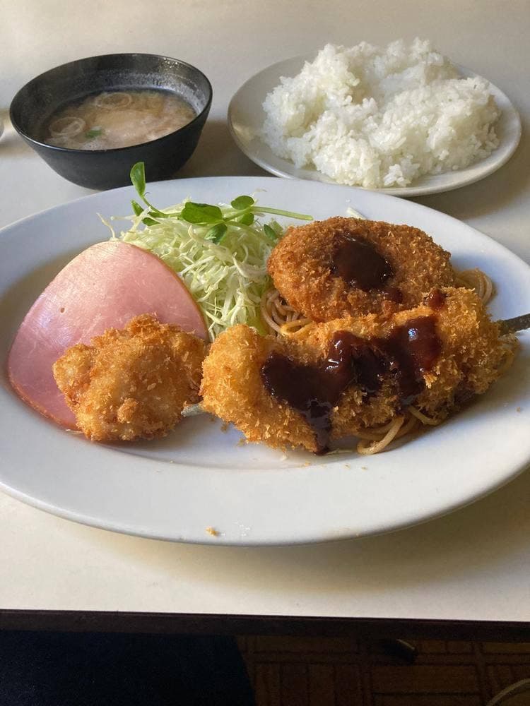 ランチとコーヒーの店 かも