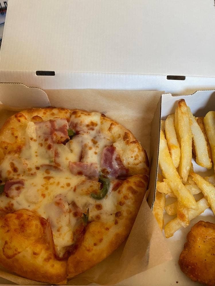 ピザハット 谷和原店