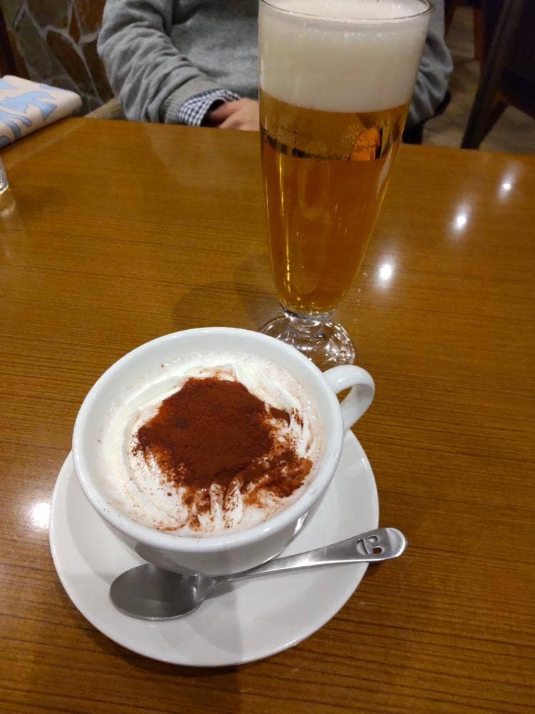 Cafe Shakey's