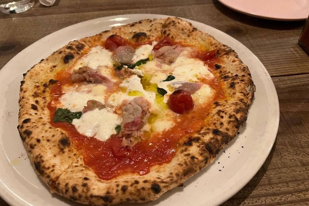 PIZZERIA MIA