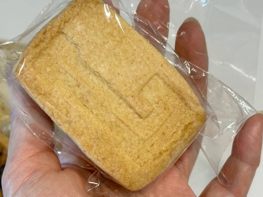 LOTUS SWEETS
