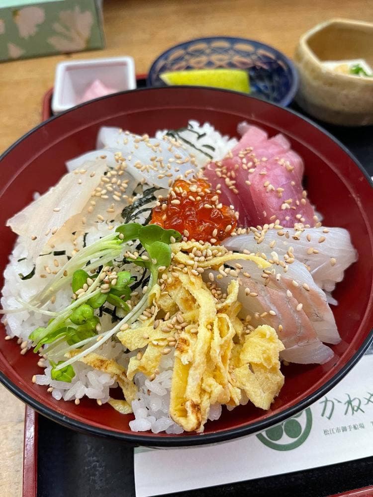 かねやす食堂
