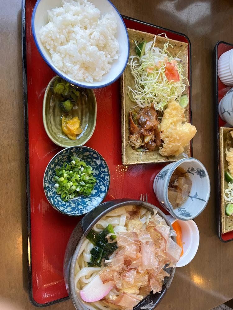 鈴八庵