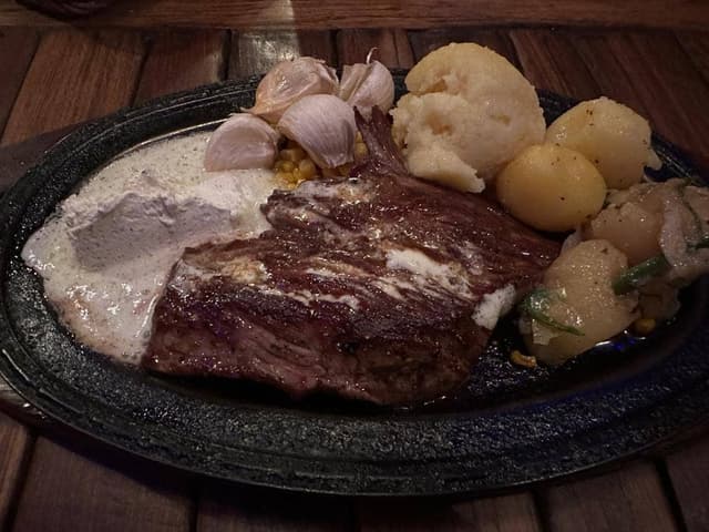 ステーキハウス B&M 大井本店 - サブ画像1