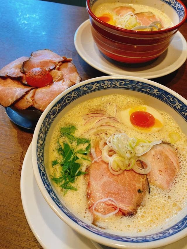 ラーメンは飲み物じゃ - サブ画像1