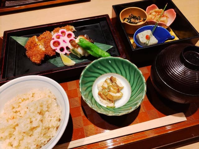 個室処 稲田屋はなれ 霞が関店 - サブ画像2