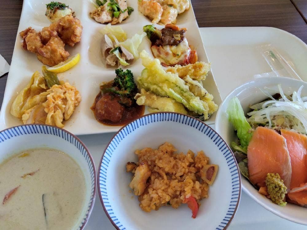 レストラン 湖畔 ココランド