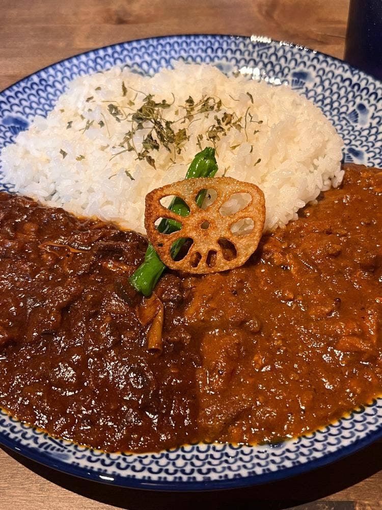 タンサンバルポゴ