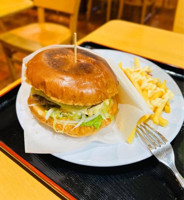 T-1’s バーガーカフェ - サブ画像3