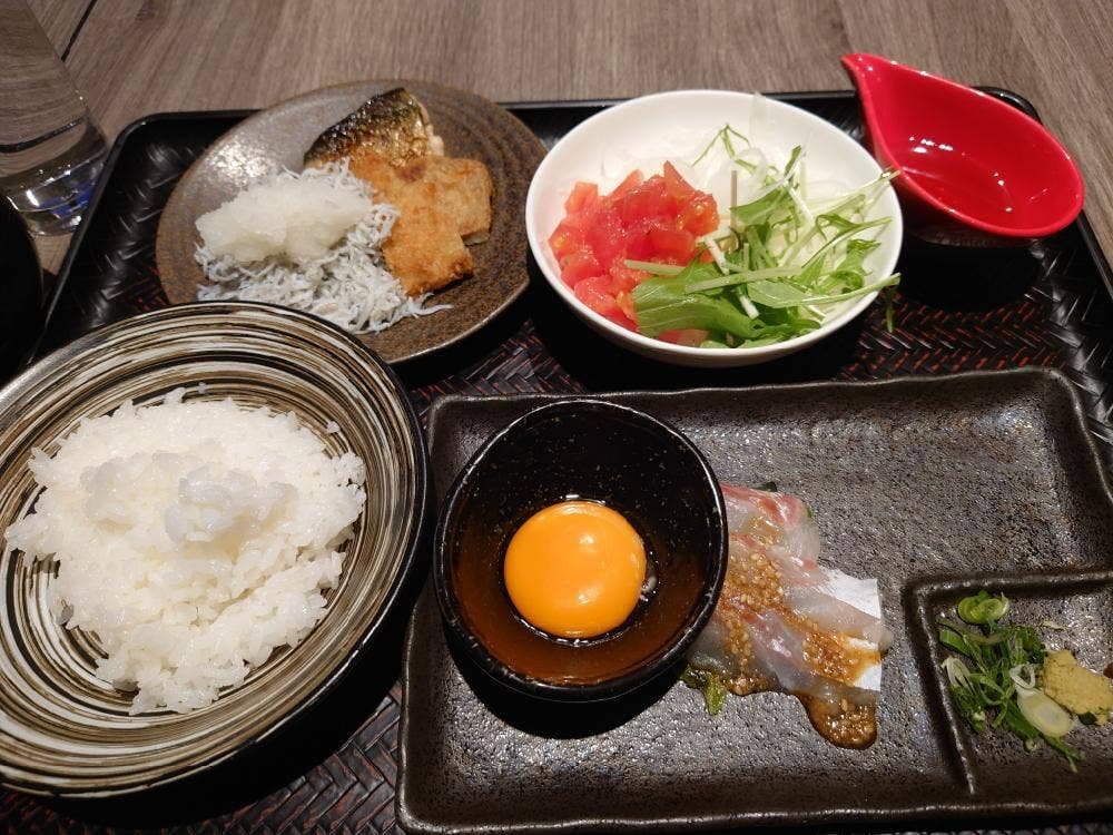 瀬戸内バル LA TERRAZZA