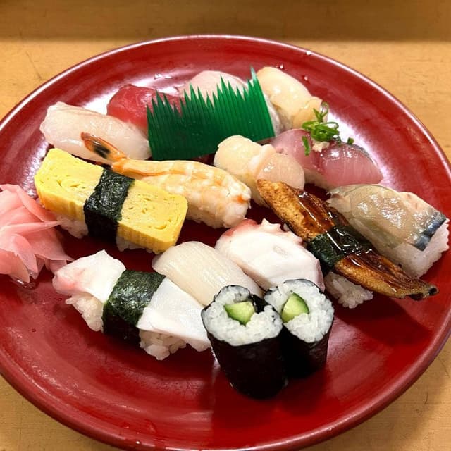 丸万寿司 堂山店 - サブ画像1