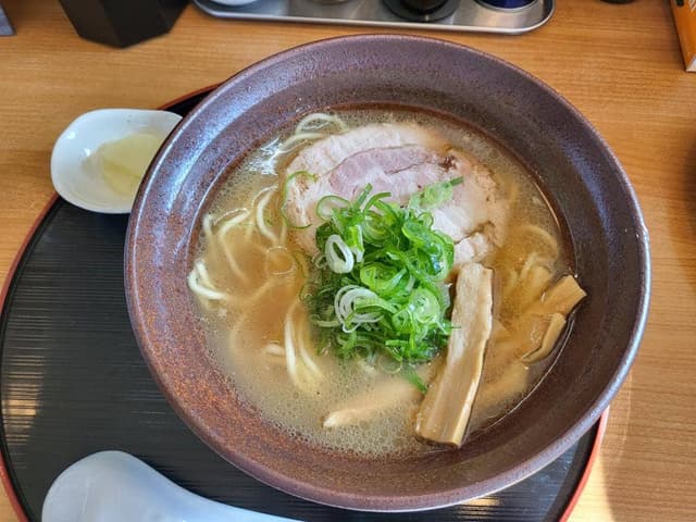 通 ラーメン4つ星 - サブ画像1