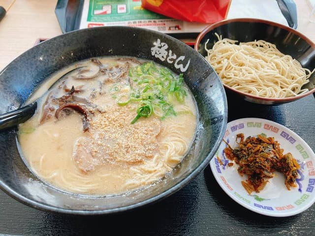 極とんラーメン イオンモール広島祇園店 - サブ画像1