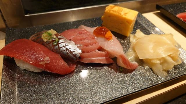 梅丘寿司の美登利 アトレ吉祥寺店 - サブ画像1