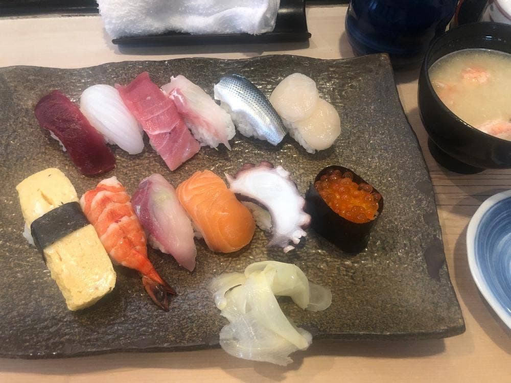 鮨 折鶴