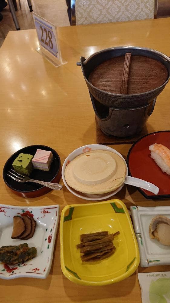 十和田湖畔温泉 湖畔荘