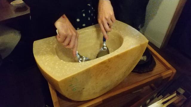 チーズとお肉の個室バル くれいじーグリル 福岡天神店 - サブ画像3