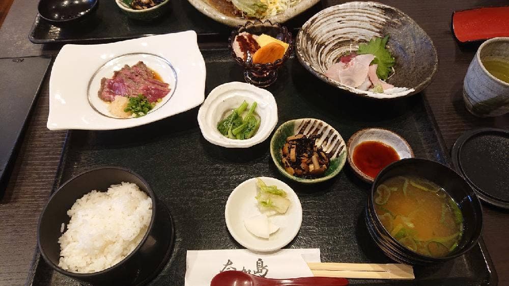 創作和食料理屋 奈加島