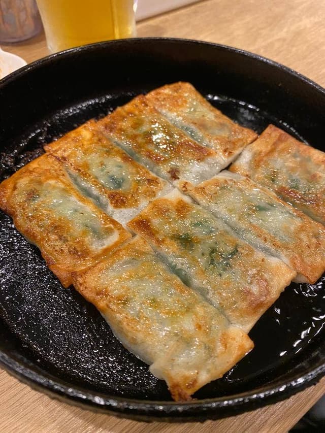 鉄なべ餃子 どっちゃん - サブ画像2