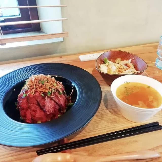 ステーキ丼とパフェ gift - サブ画像1