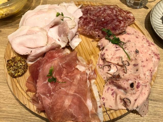 YAKITORI & CRAFTBEER HOP STAND 神戸モザイク店 - サブ画像1