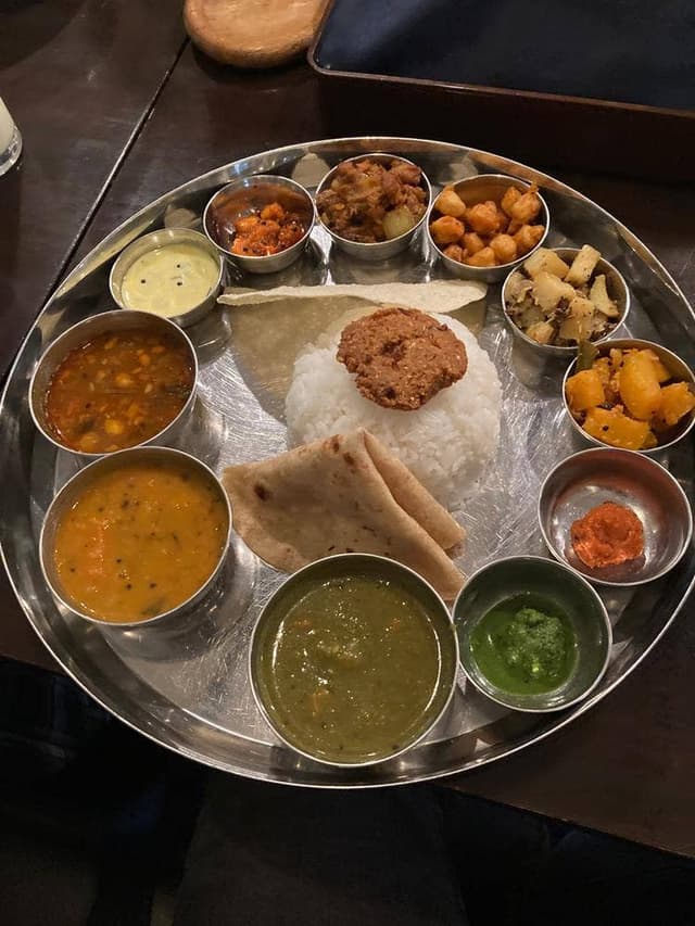 106サウスインディアン 北九州店 - サブ画像3