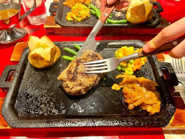 ハングリータイガー 横浜モアーズ店 - サブ画像3