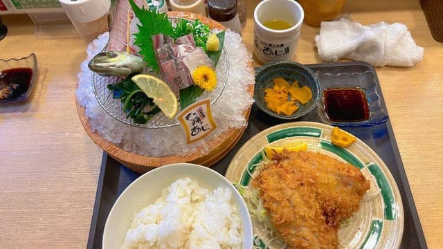 沼津港 あした葉 踊りあじ専門店 - サブ画像3