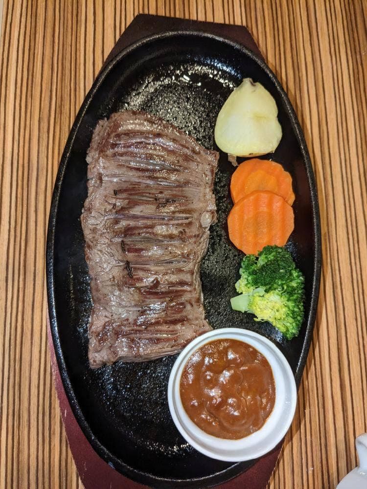 ステーキハウス かわら