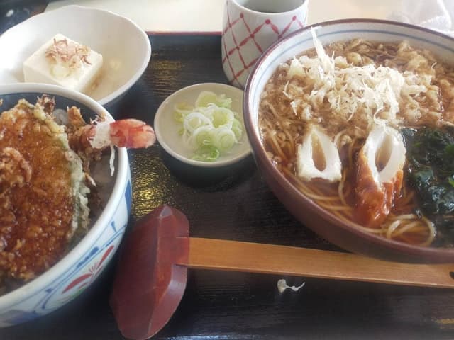 じんじゃ前更科 - サブ画像1