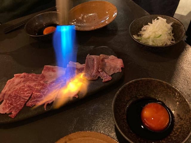 赤身肉ステーキダイナー アカウシ - サブ画像1