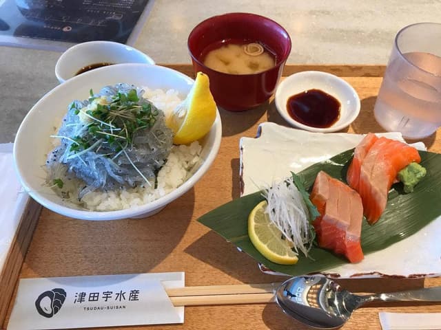 津田宇水産レストラン - サブ画像1