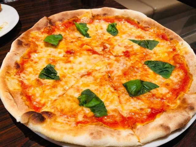 本格ピザとナチュラルワインのお店 Da Mauro - サブ画像2