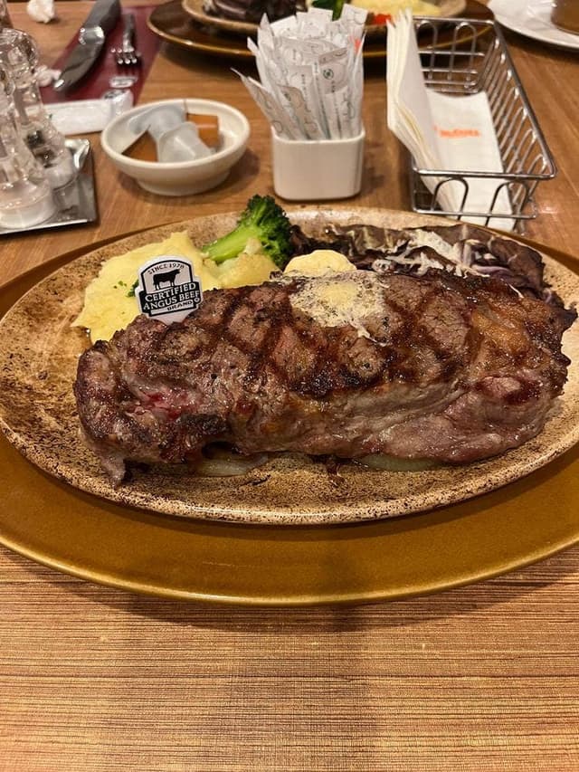 ロイヤルホスト 桜新町店 - サブ画像1