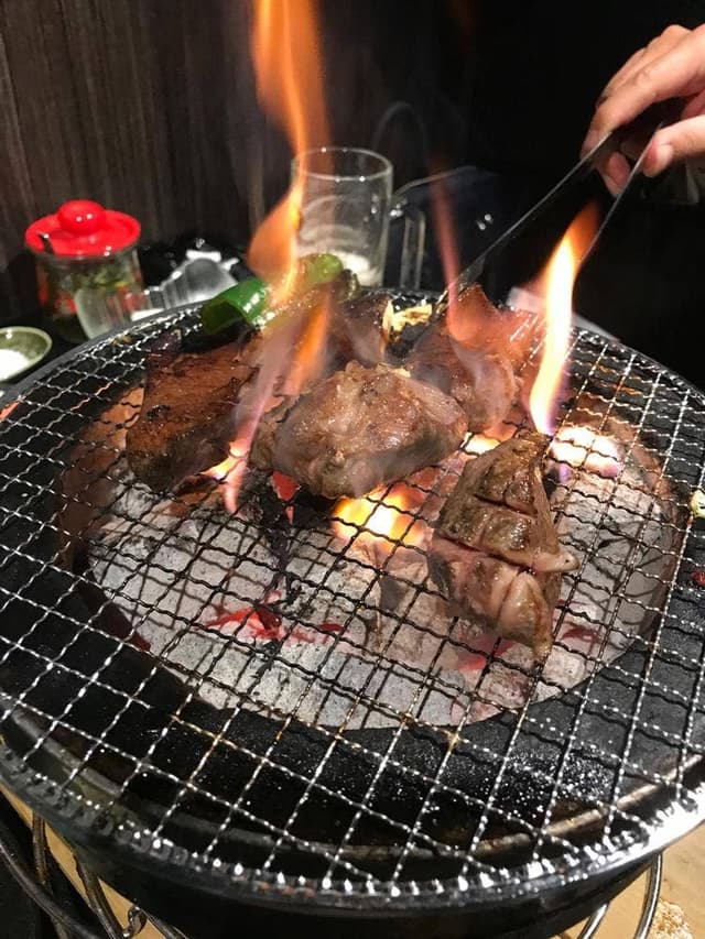 炭火焼肉 とさや 錦店 - サブ画像1