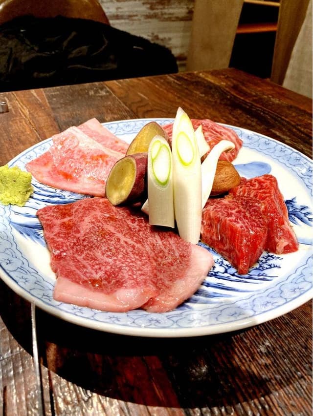 肉焼 ハラミ タン テール 兼条 - サブ画像3