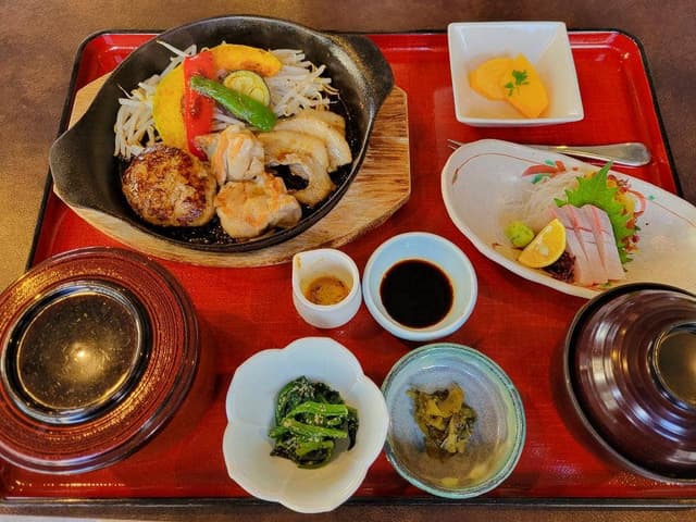 鉄板焼ダイニング 北門 - サブ画像1