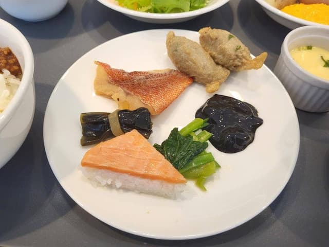 カフェ コントレイル - サブ画像3