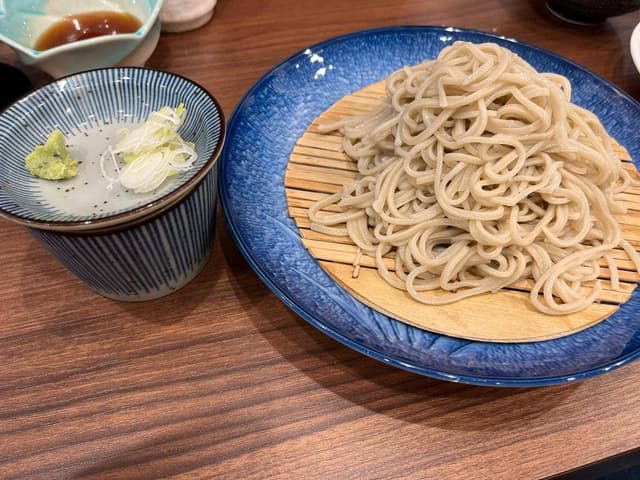 山茶花そば椿 - サブ画像1