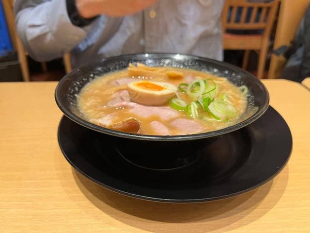 極旨醤油らーめん 一刻魁堂 ららぽーと磐田店 - サブ画像1