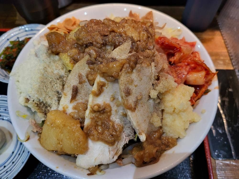 暗黒中華そば 雷電