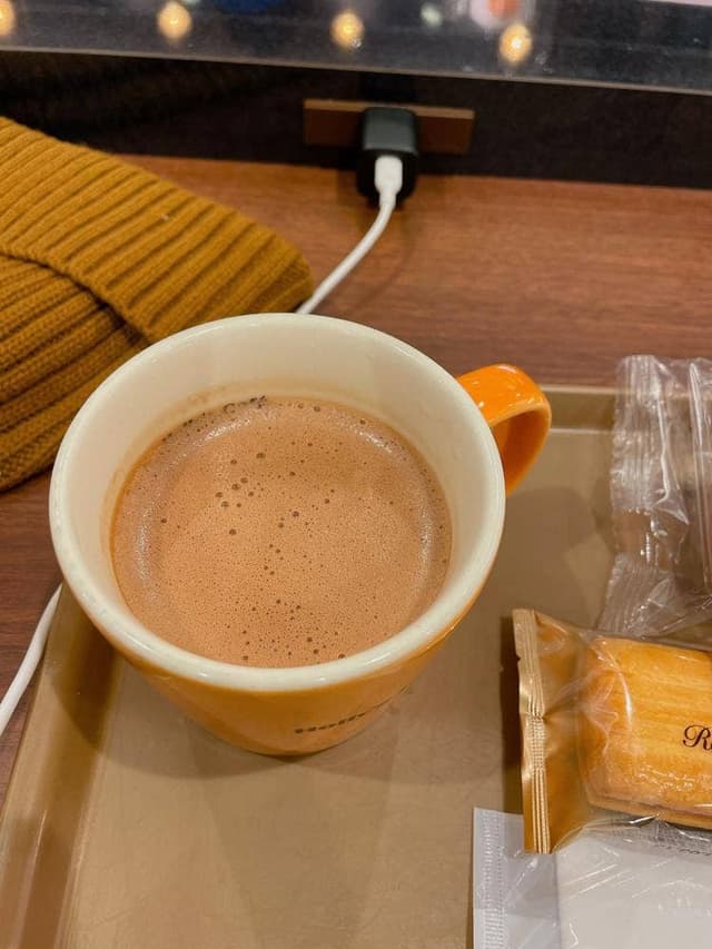 ホリーズカフェ ゼスト御池店 - サブ画像1