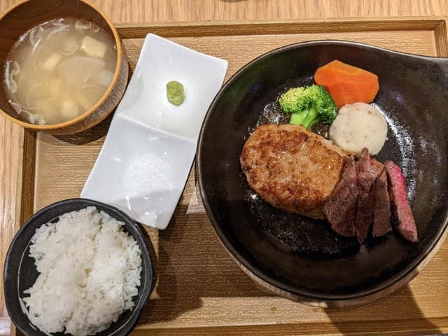 みのるダイニング フェザン店 - サブ画像1