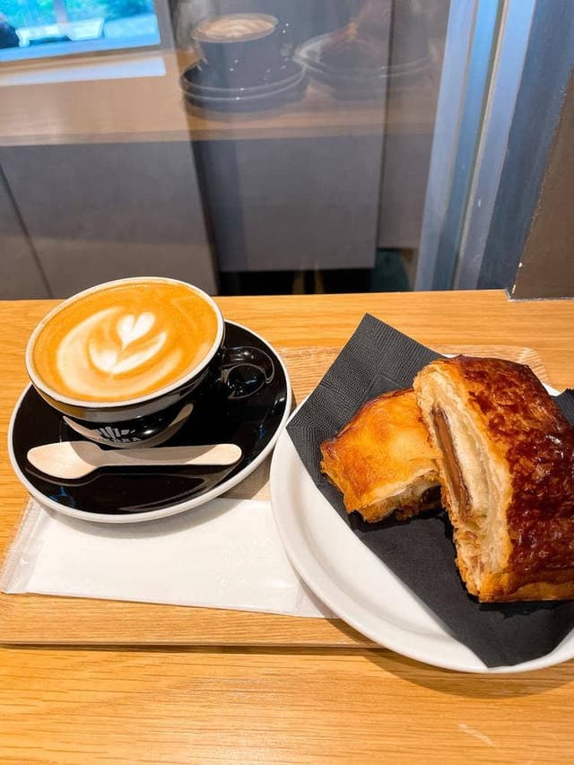 ZEBRA Coffee & Croissant 渋谷店 - サブ画像3