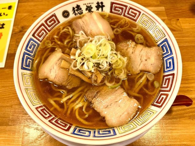 甲府中華そば 徳栄軒 - サブ画像1