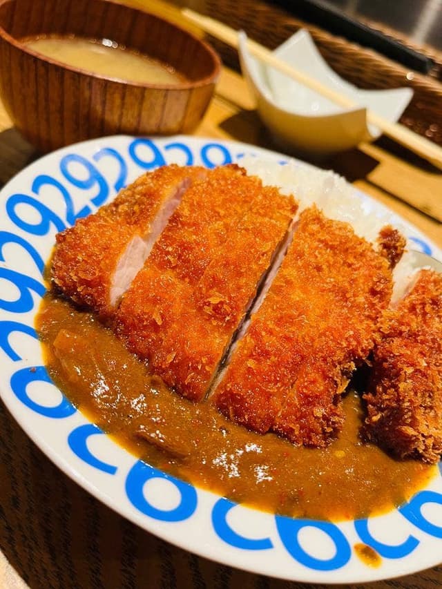 ステーキ&ハンバーグそして勝揚げ 肉山 - サブ画像3