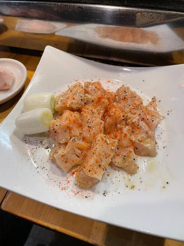 塩ホルモン好ちゃん飯田橋本店 - サブ画像1