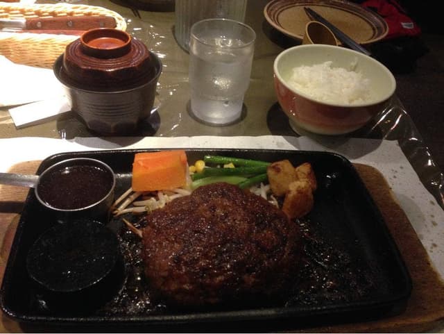 炭火焼工房 ハンバーグステーキ 黒平 - サブ画像2