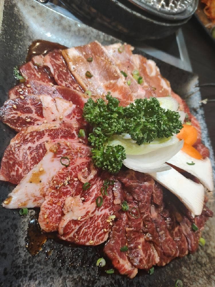 炭火焼肉 牛爵