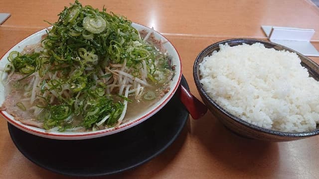 ラーメン日出屋 - サブ画像2